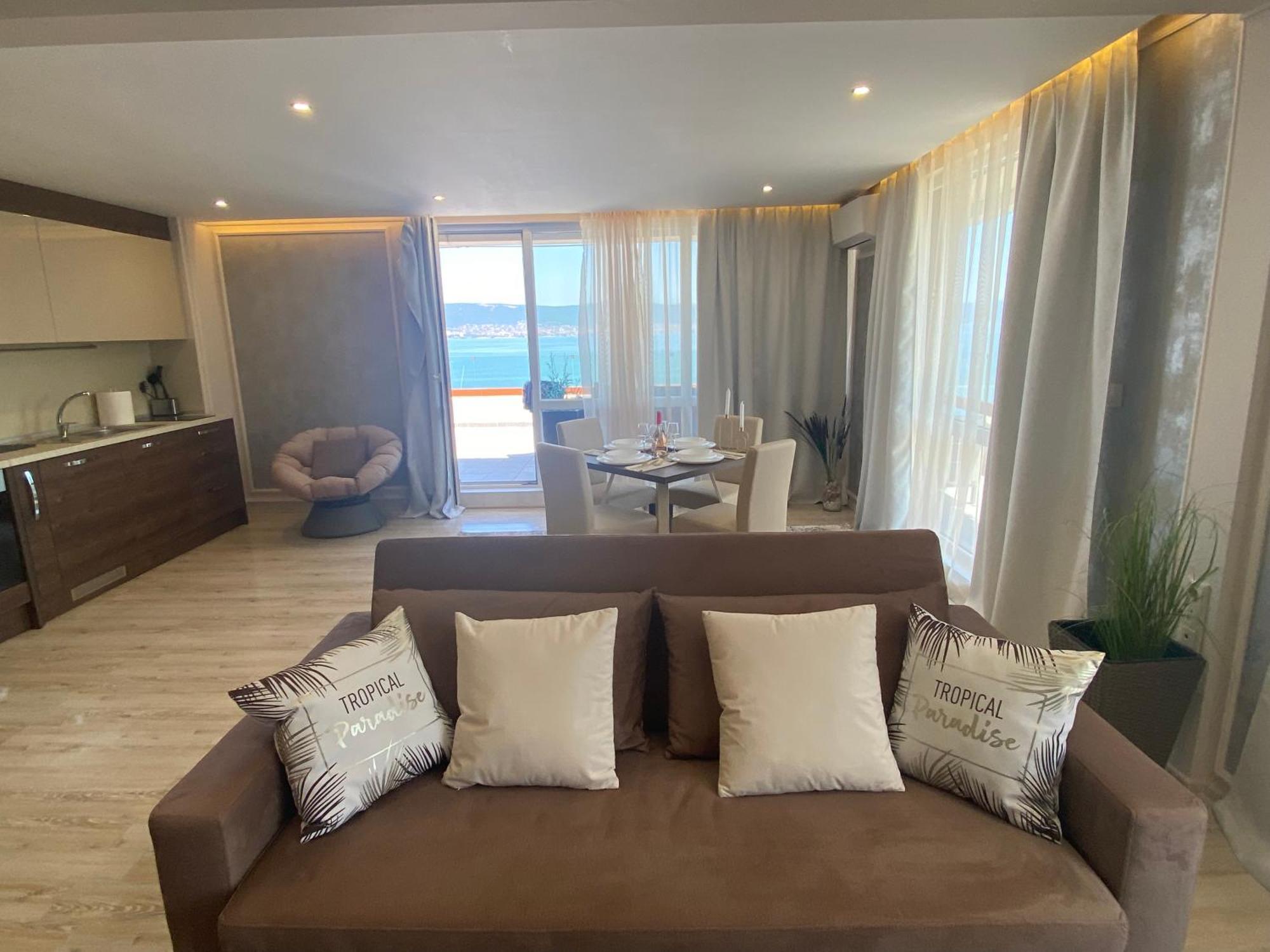 Paradiso 'В' 607 Large Luxury Apartment เนเซบาร์ ภายนอก รูปภาพ